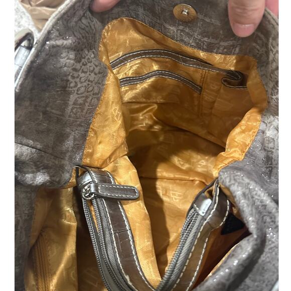 Kathy Van Zeeland On the Rocks Shopper Hobo Slouchy Handbag Metallic Gray NWOT - Picture 3 of 8